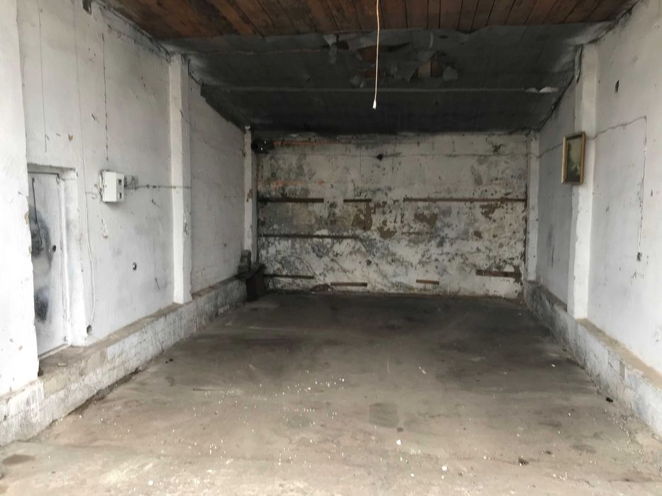 Ангар 150кв.м, високі та широкі ворота, вул. Біла