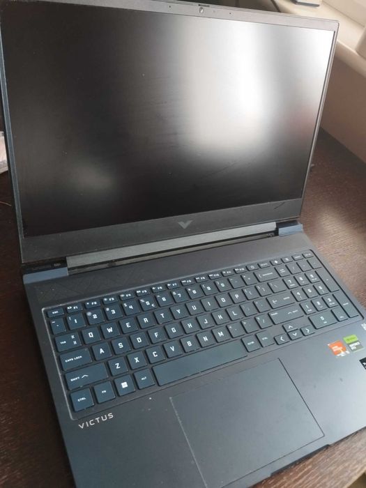 Laptop HP Victus 16 - uszkodzony!!!