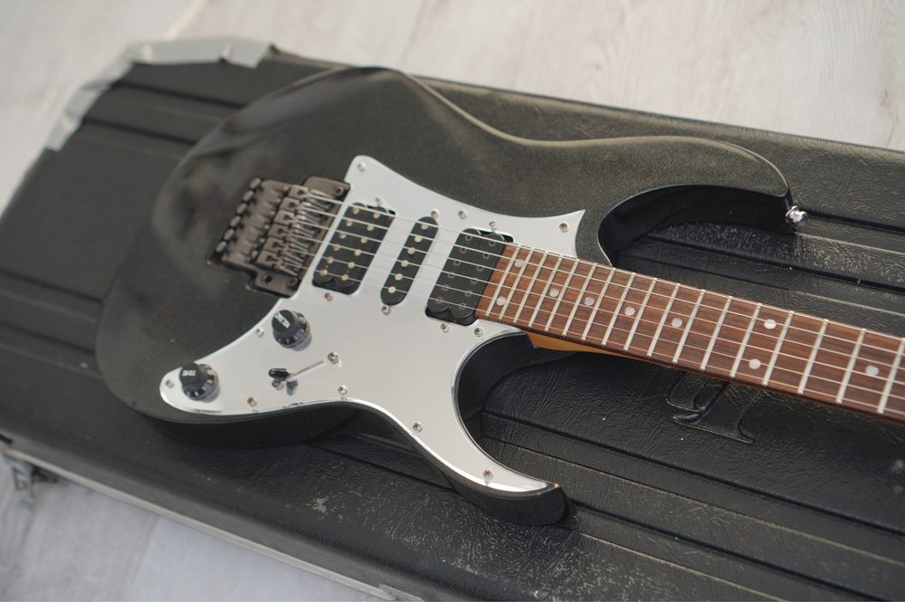 Ibanez RG550 galaxy black Dimarzio Tone Zone paf pro
