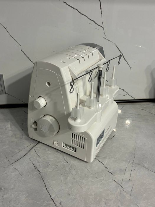 Оверлок Singer 14SH754