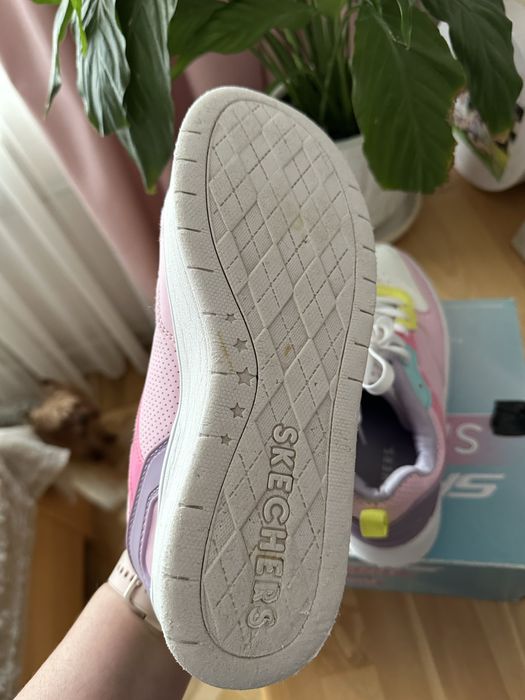Кеды девочке Skechers