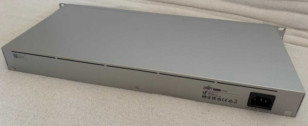 Switch Unifi PoE USW-24-PoE