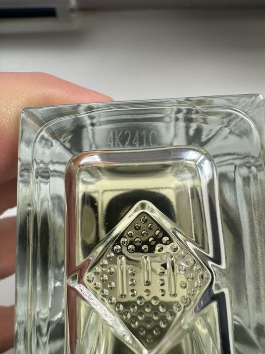 Парфюмированная вода, парфюм, духи Essential Parfums Mon Vetiver