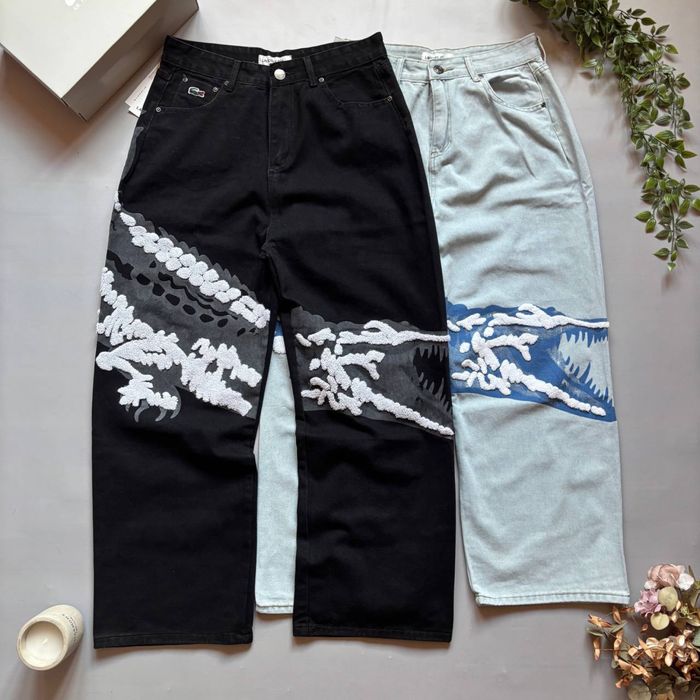 Lacoste Джинси /  Джинси Лакоста  /  Лакоста З Великим Принтом/ Lacoste Джинсы / Джинсы Лакоста / Лакоста С Большим Принтом