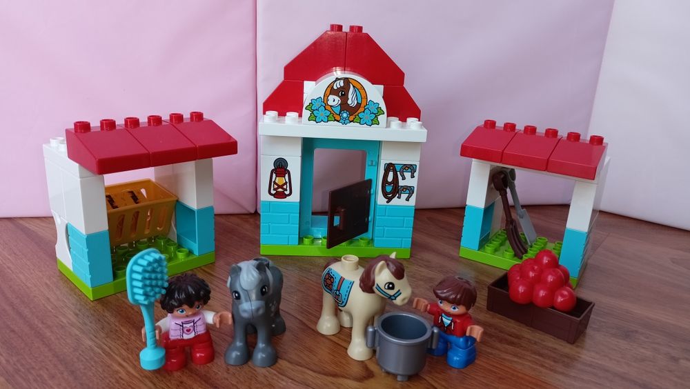 LEGO Duplo 10868 Stajnia z kucykami 2018