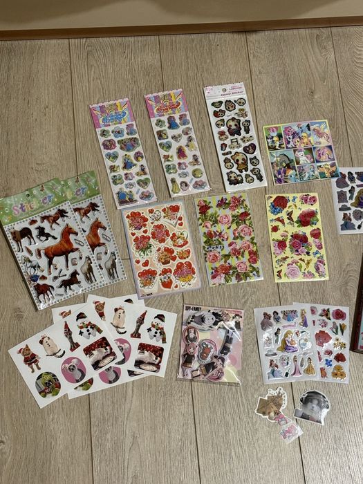 продам лот наліпок