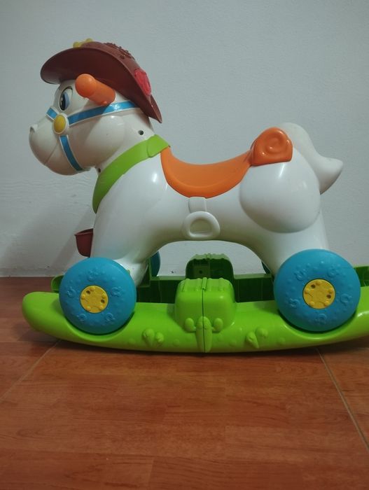 Cavalo de baloiço baby rodeo