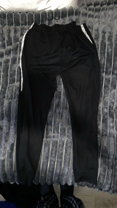 Спортивні штани чорні