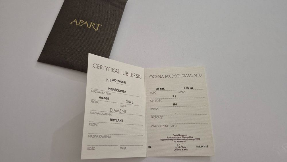 Złoty pierścionek Apart 585 diamenty
