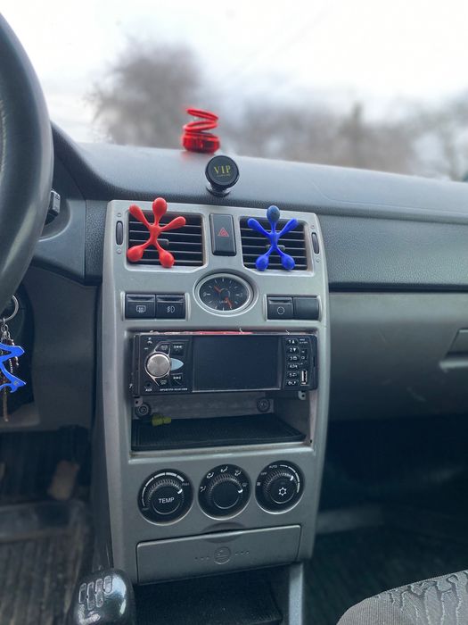 Продам машину Приору