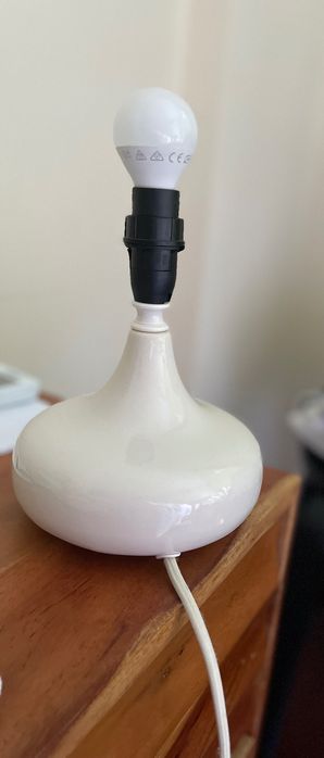 Candeeiro de mesa base cerâmica pequeno Zara Home