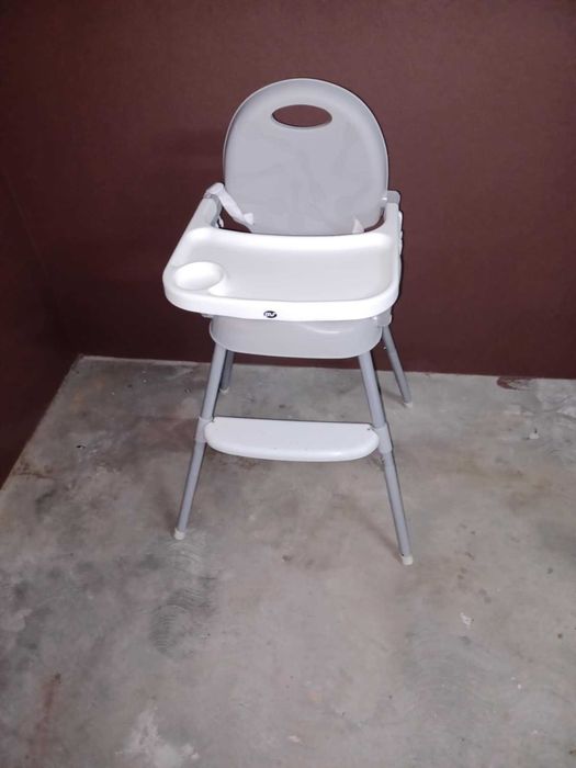 cadeirinha como nova para bebe..