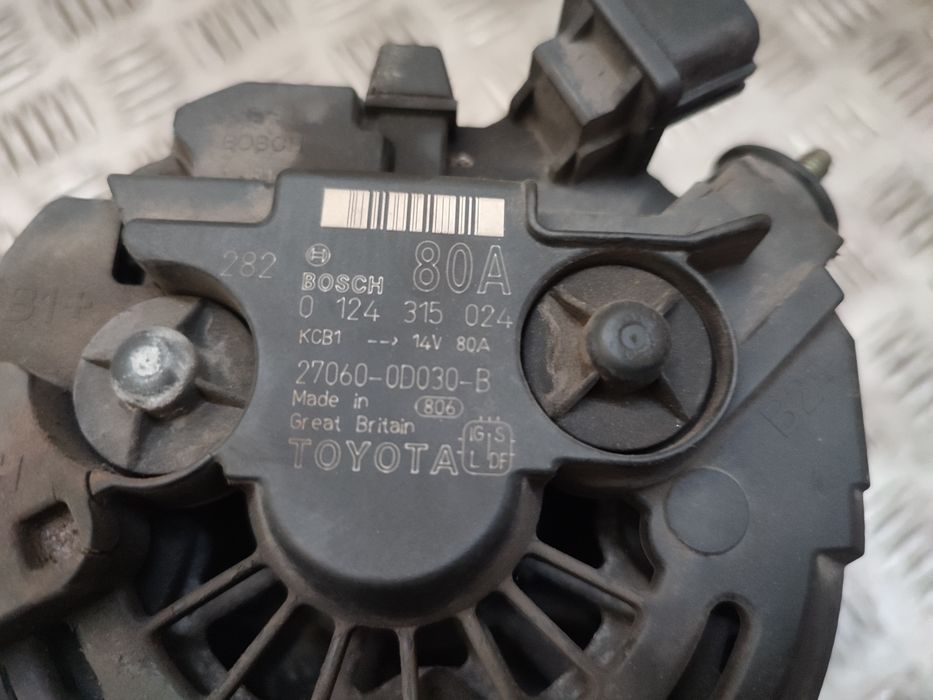 Toyota Corolla E-12 1.4 16v alternator