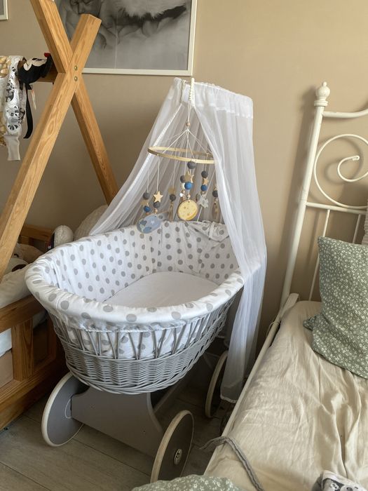 Kosz Mojzesza , dostawka dla niemowlaka