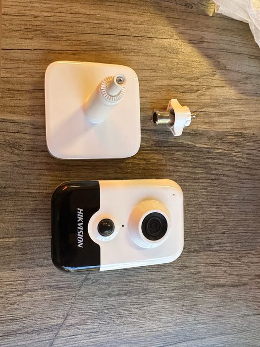 Продам камери Hikvision