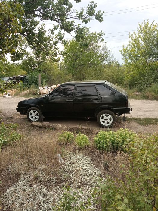 Авто Ваз 21093 ,1990 года выпуска