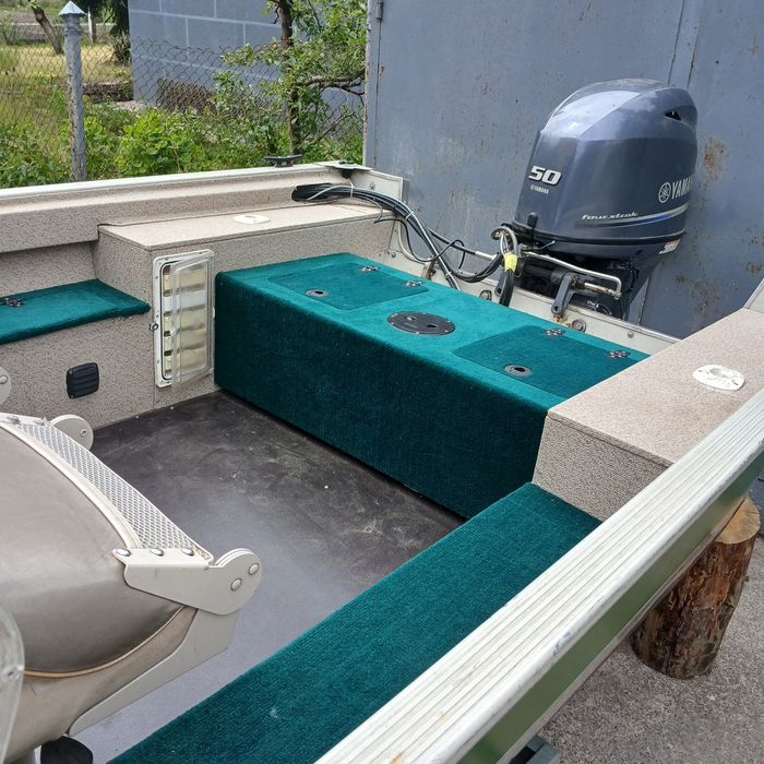 Лодка MirroCraft Troller