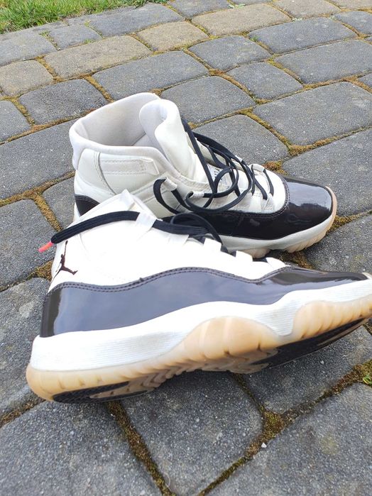 Buty Air Jordan 11 Retro (GS) Białe rozmiar 35,5  stan BDB