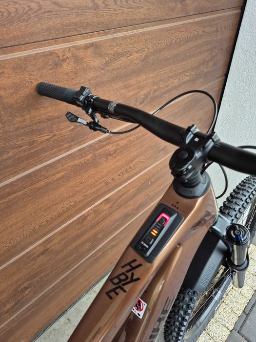 Rower elektryczny  Haibike HYBE CF 9 OKAZJA 1km 2025