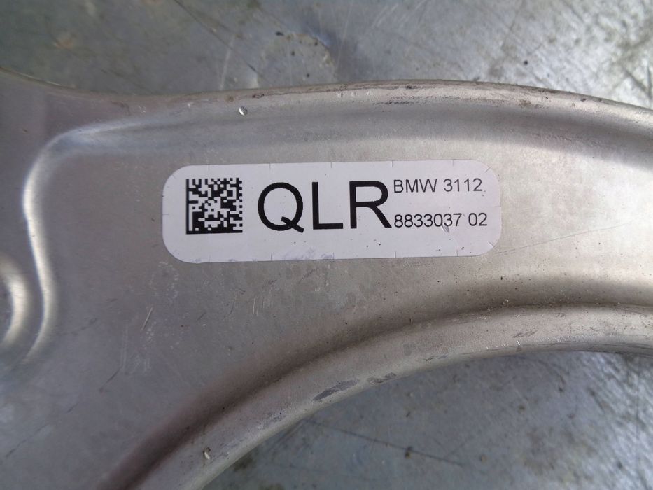 bmw 5 g60 2025 r zwrotnica wahacze amortyzator komplet jak nowy