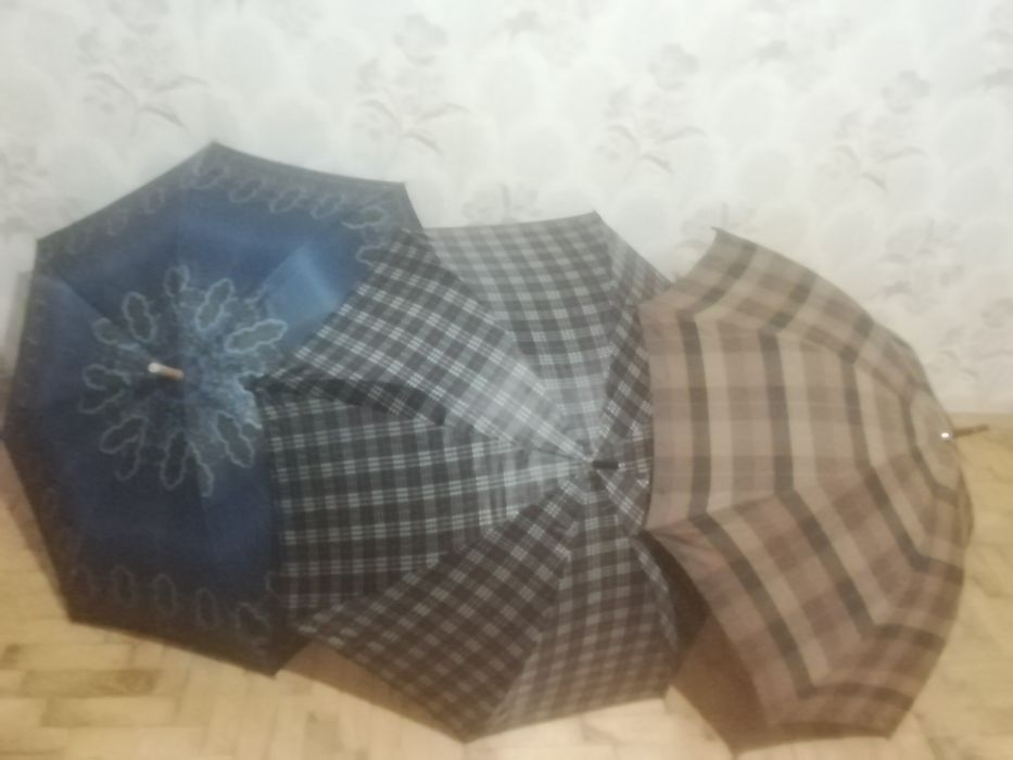 Зонты от дождя женские и мужские.