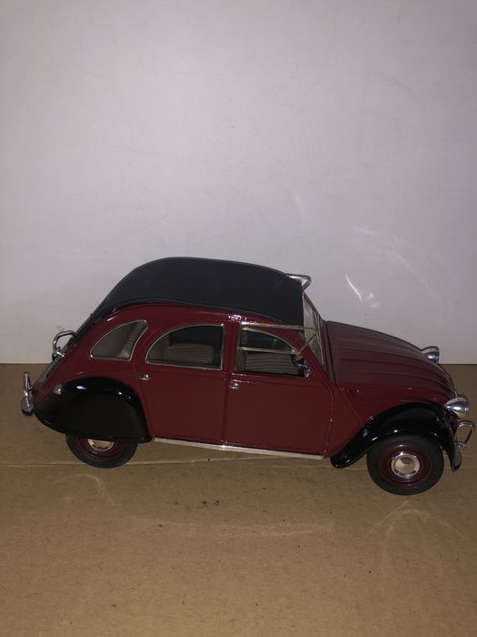 Citroen 2cv da solido 1:17