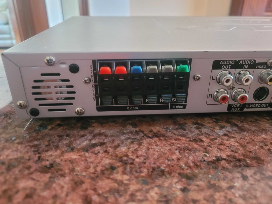 Kino domowe marki Pacific phc-203 z pilotem, głośnikami i subwooferi