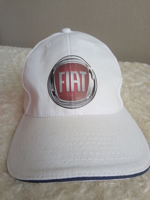 Кепка с логотипом FIAT