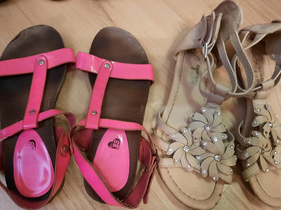 Sandałki dziewczęce od nr 28 do 33