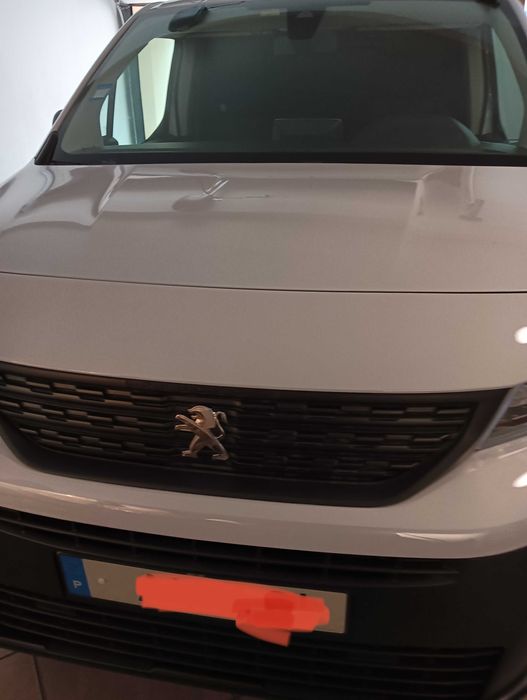 Peugeot Partner Premium Van
