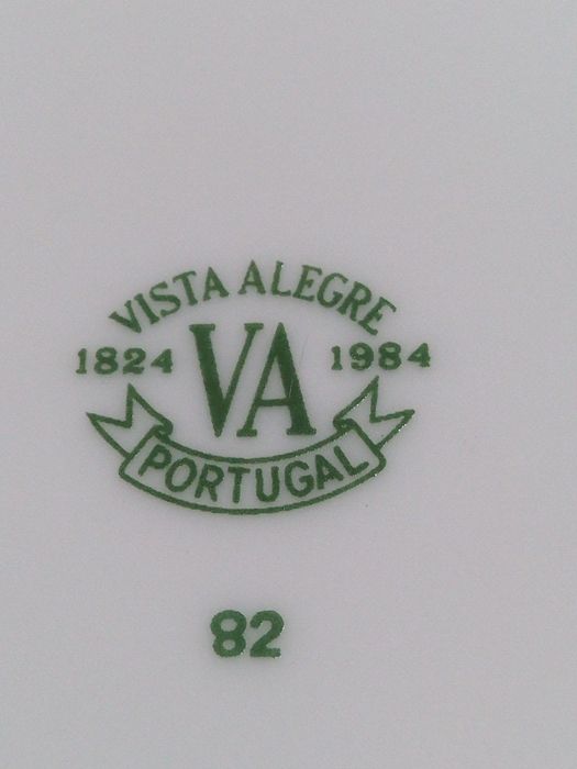 Prato antigo do instituto universitário fabrica de loiça Vista Alegre