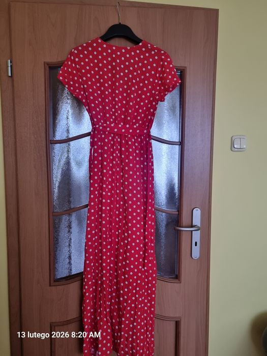 Wiskozowa sukienka w grochy