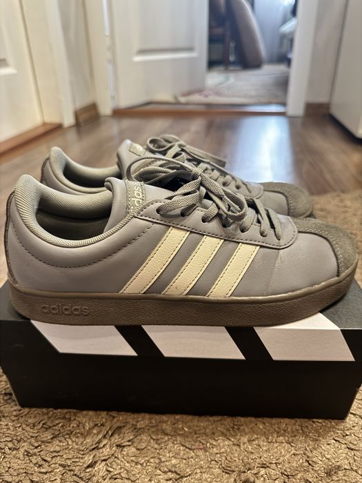 Кросівки Adidas VL Court Base