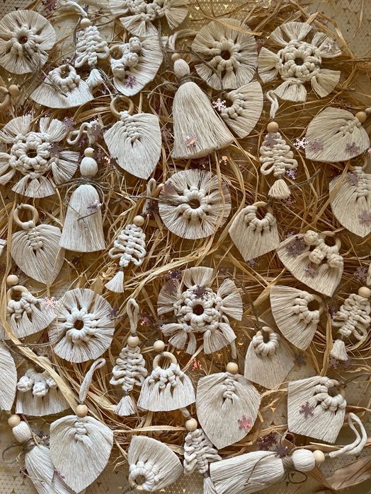 Brelok breloczek świąteczny święta zawieszka makrama Boho handmade nud