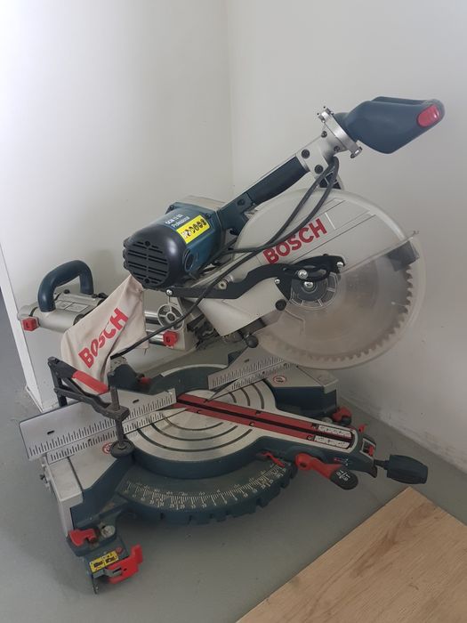 Piła ukosnica GCM 12 SD