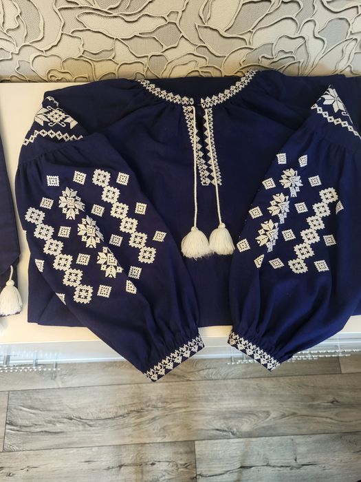 Сукня -вишиванка,нова і  чудова! Розмір-50-52.  Ціна 2 тисячі200 гр.