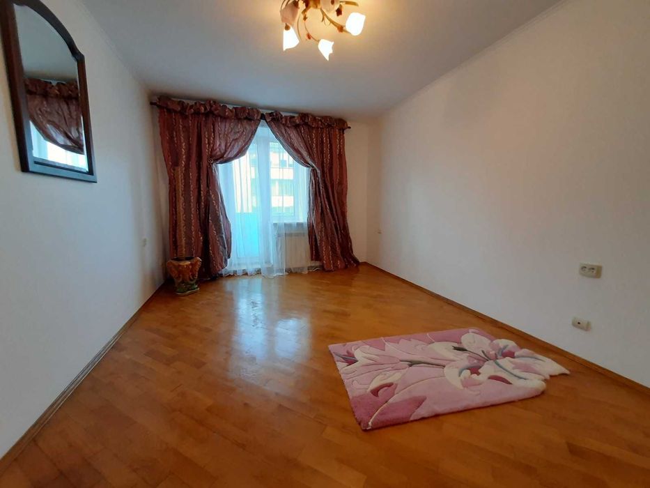 3 кімнатна квартира Дружба