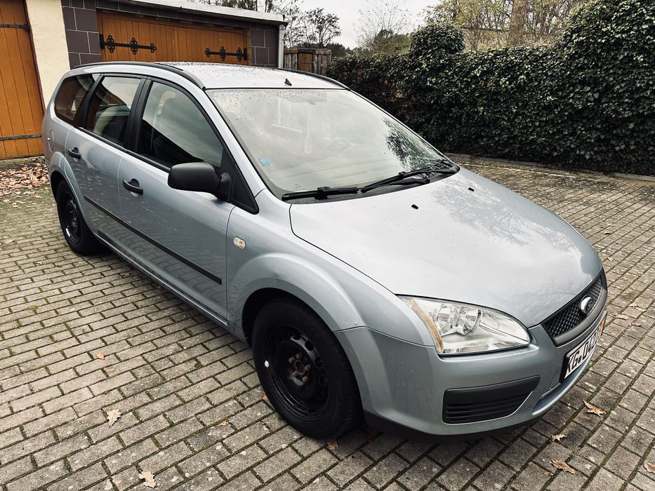 Ford focus Mk2 benzyna