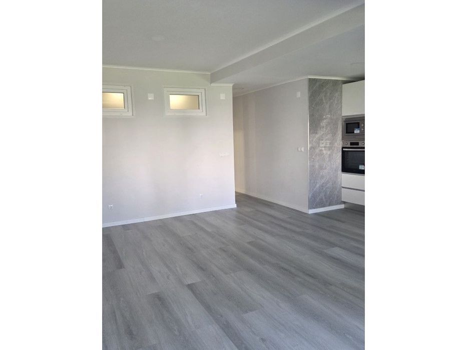 Apartamento T2 renovado - Oeiras