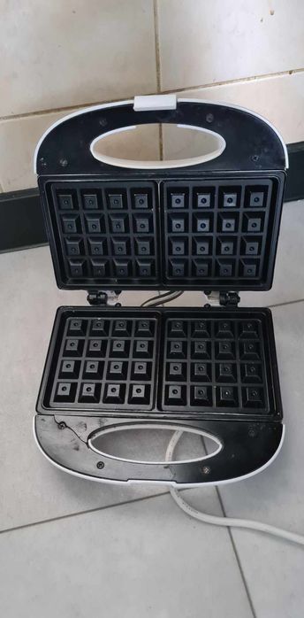 Grill tefal z wymiennymi płytkami