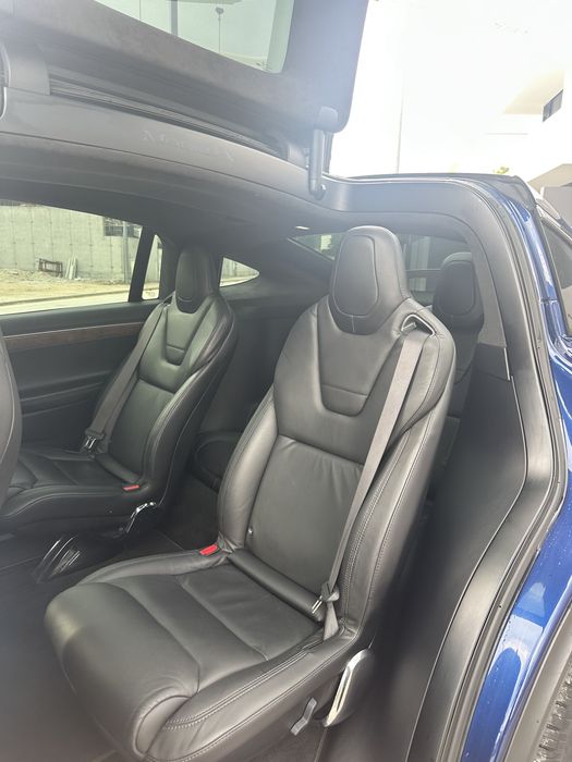Tesla Model X — fotografia 7