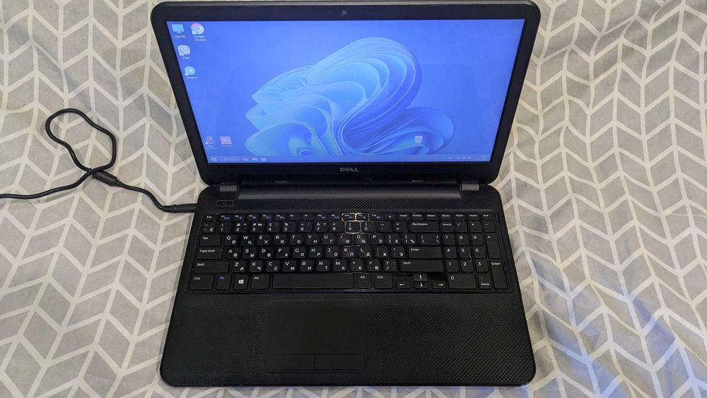 Ноутбук Dell Inspiron 3521