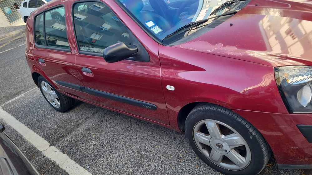 Renault Clio II Billabong 1.2 — 2005 — photo 4