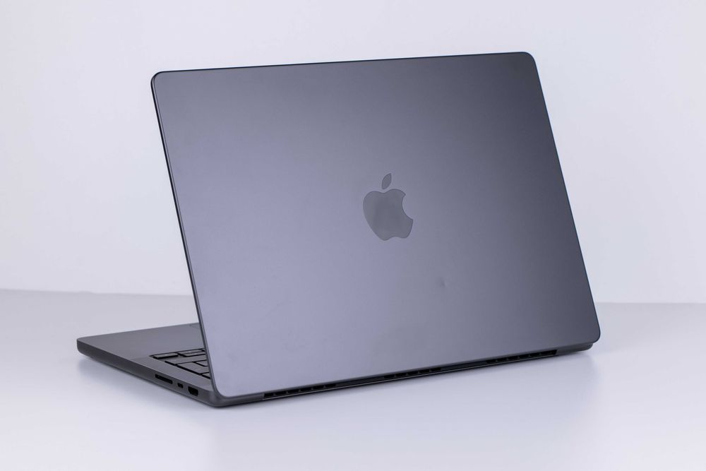 Apple MacBook 14 Pro M3 Pro/36GB/1TB Gwiezdna Czerń - gwarancja