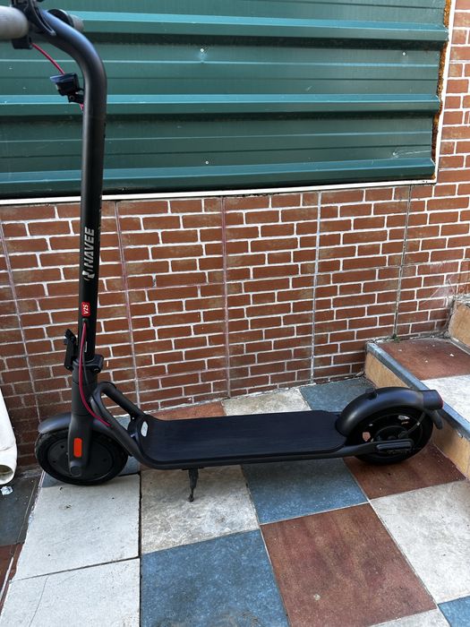 Trotinete  eletrica NAVEE