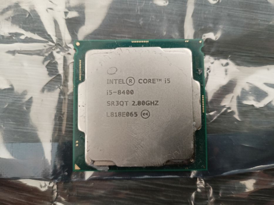 Procesor Intel Core i5-8400 6 rdzeni + Chłodzenie BOX
