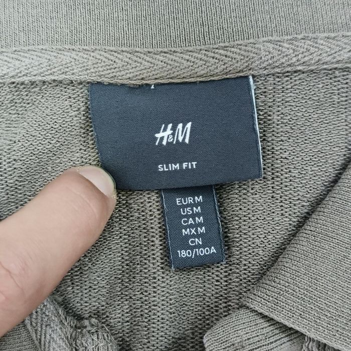 Чоловіче поло H&M у стилі Old Money