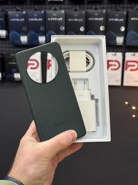 Офіційний OPPO Reno12 F 5G 8/256Gb Black Green Магазин