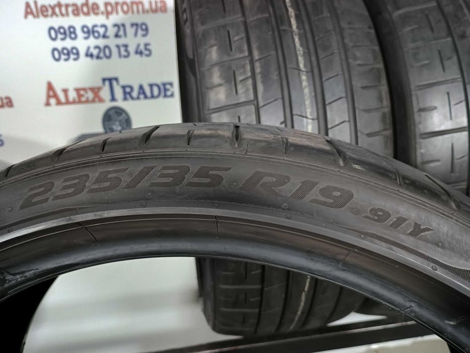 4 шт. 235/35 R19 Pirelli P Zero літні шини вживані