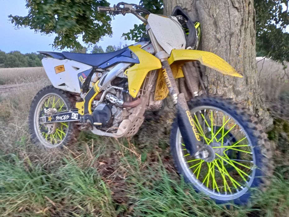 Suzuki RMZ i Yamaha yzf.